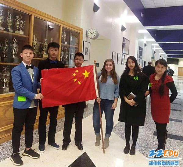 郑州二中学子让“中国元素”在国际舞台上绽放光芒
